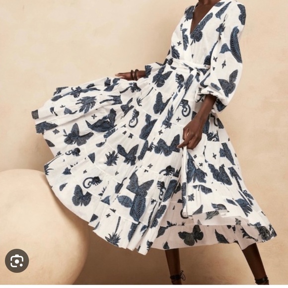 Banana Republic Dresses & Skirts - Banana Republic wrap butterfly dress